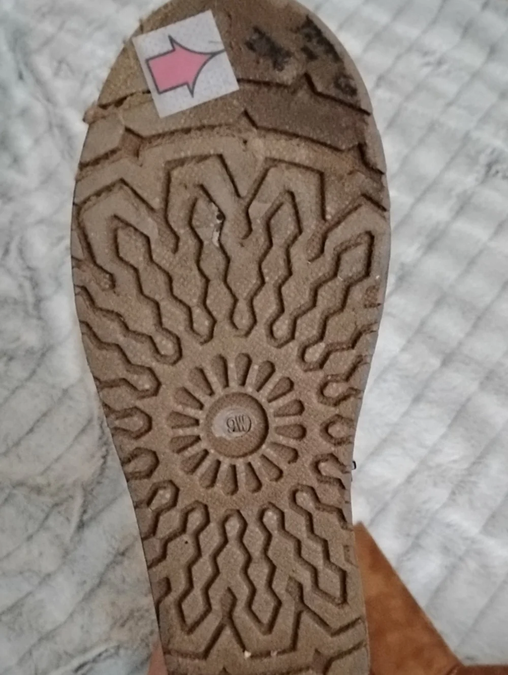 (9W) Women’s Cozy Faux-Suede Boot with Sherpa Lining - Brown